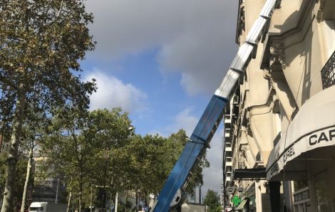 Location monte-meubles tracté Paris 75011