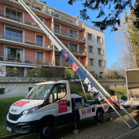 location monte-meubles meudon