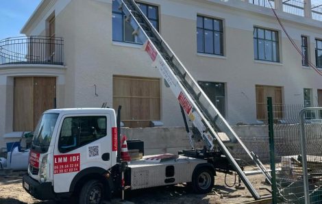 Location monte-meuble Fontainebleau 77300