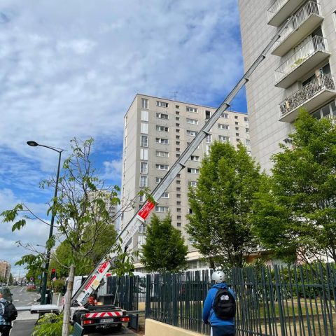 monte meubles paris 19